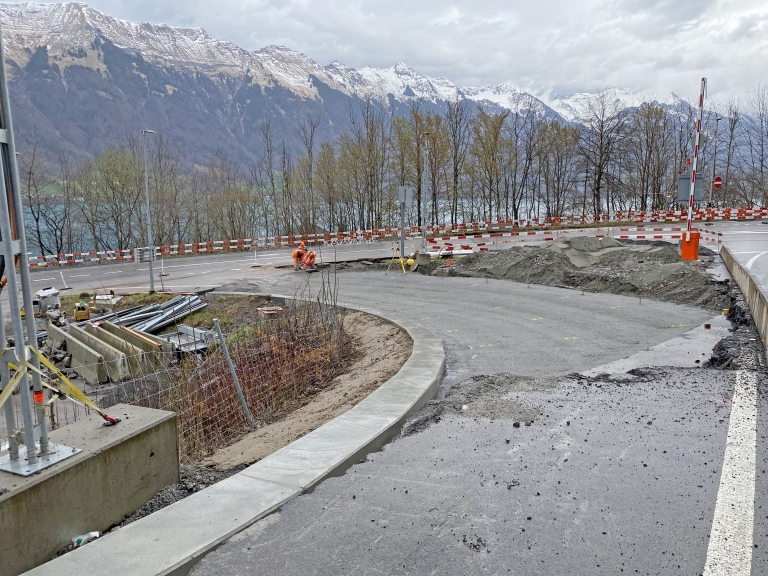 20230330_Los-2_Einbau-Strassenkoffer-Auffahrt-Interlaken