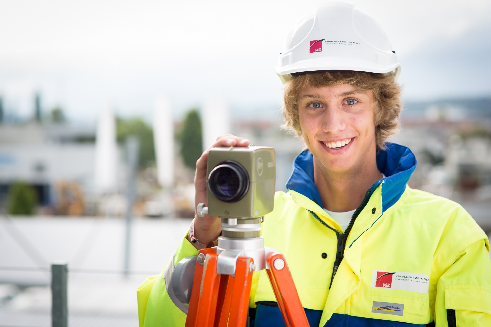 Lernender, Lernende, Fachrichtung Ingenieurbau, Grundausbildung, Fähigkeitsausweis, Lehre