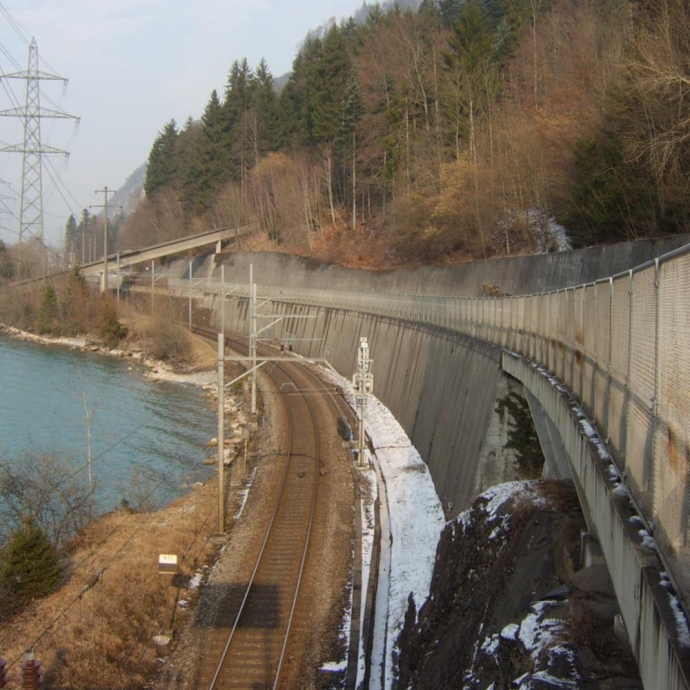 N8 Zweckmässigkeitsbeurteilung Spiez-Interlaken